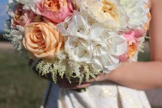 Kwiaty i wiązanki na ślub Błonie